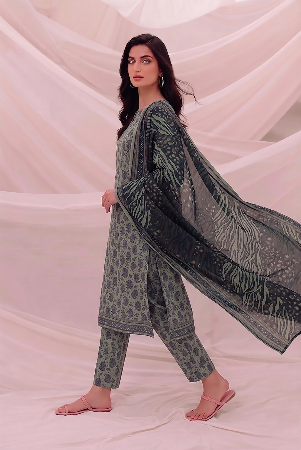 3 Pcs Lawn Unstitched Suit 508
